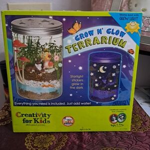 Nickelodeon Green and Purple Terrarium Kit